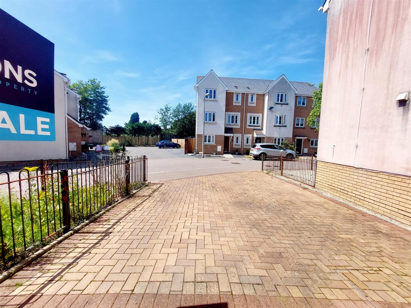 Heol Banc Y Felin, Gorseinon, Swansea, SA4 4QJ